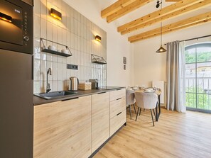Microwave, dishwasher, highchair - Nice apartment for 4 people with A/C, WIFI and TV (Vrchlabí)