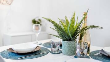 Apartment | 2 bedrooms, Internet