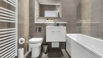 Apartment | 2 bedrooms, Internet