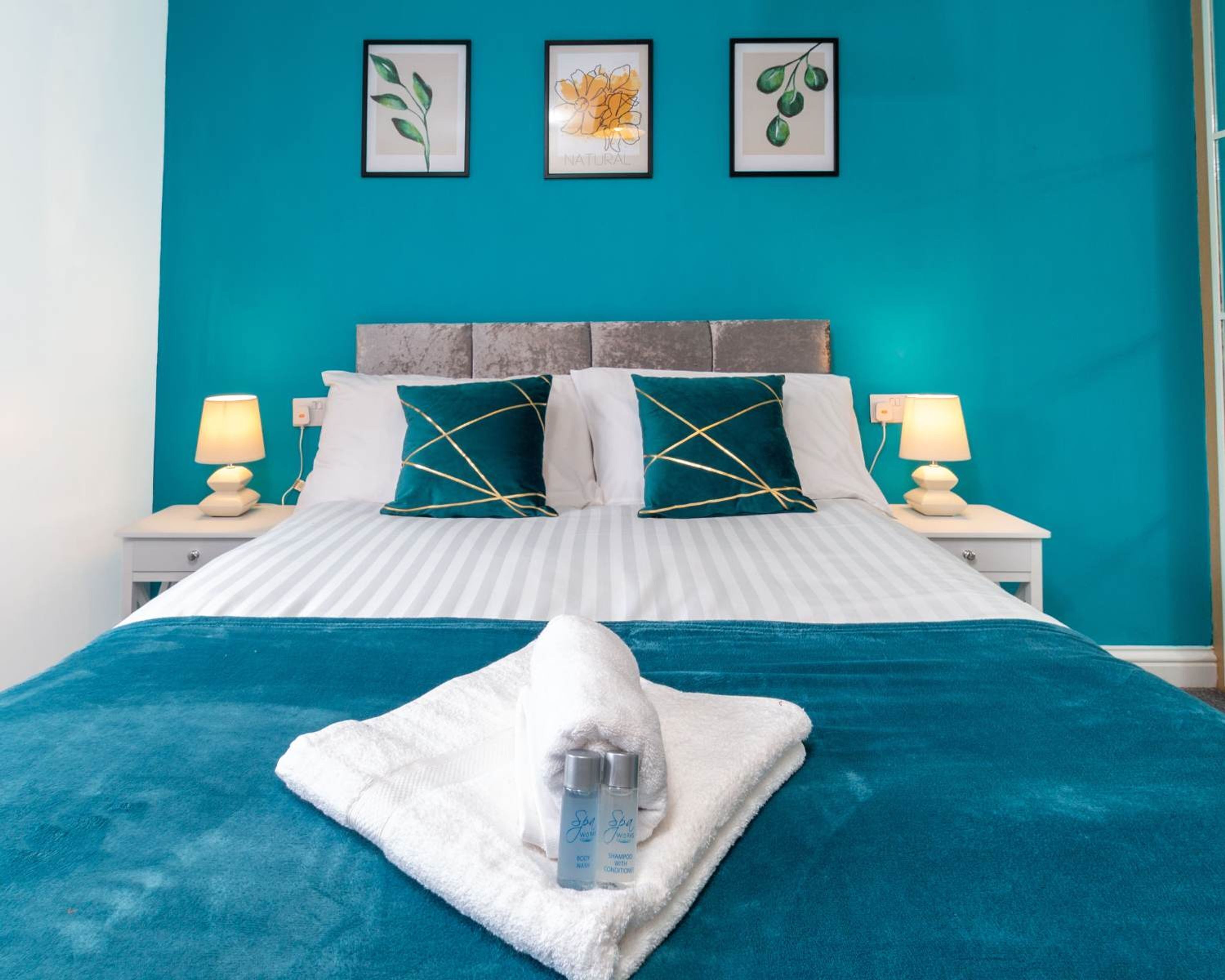 Casa | 4 quartos, acesso à internet de alta velocidade