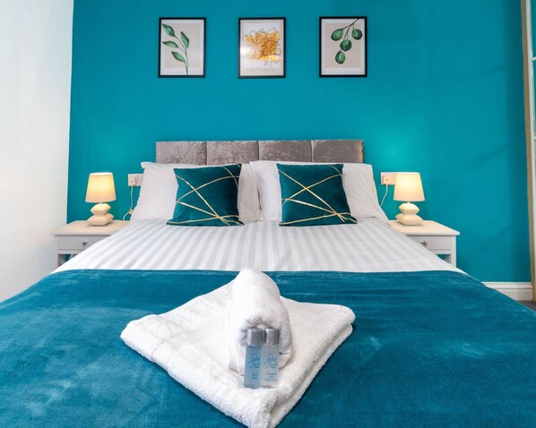 Casa | 4 quartos, acesso à internet de alta velocidade