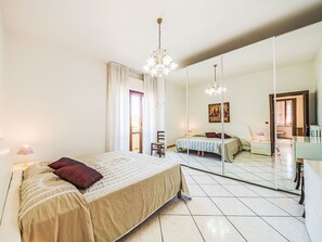 3 chambres, lit de bébé portatif, accÚs au Wi-Fi (inclus)