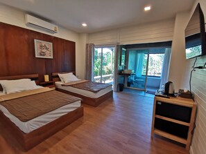 Habitación Confort, vista al jardín | Servicios de la habitación