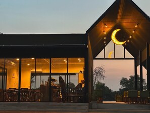 Restaurant - House of moon phase (Chachoengsao)