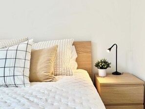 2 chambres, fer et planche à repasser, lit parapluie, Wi-Fi