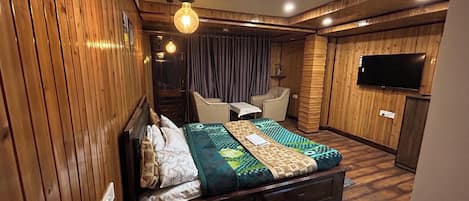 Basic Double Room | Free WiFi