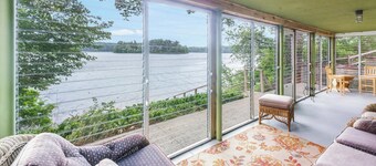 Family Lakefront Adventure House 3BR  wFirepit & Scenic