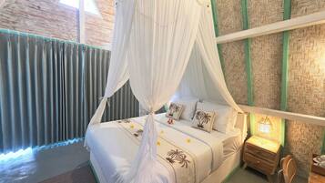 House, Private Bathroom | Desk, free WiFi