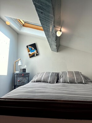Desk, iron/ironing board, free WiFi, bed sheets
