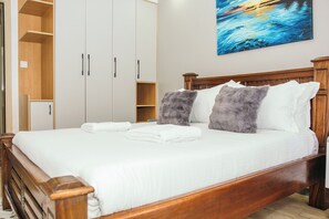 Appartement, vue ville | Rideaux occultants, fer et planche à repasser, Wi-Fi gratuit