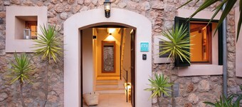 OLD STONE  HOUSE IN THE LOVELY ANCIENT VILLAGE OF FORNALUTX