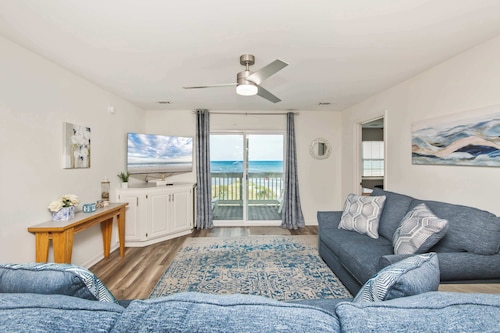 Serenity is Yours! Oceanfront Pool,SP3