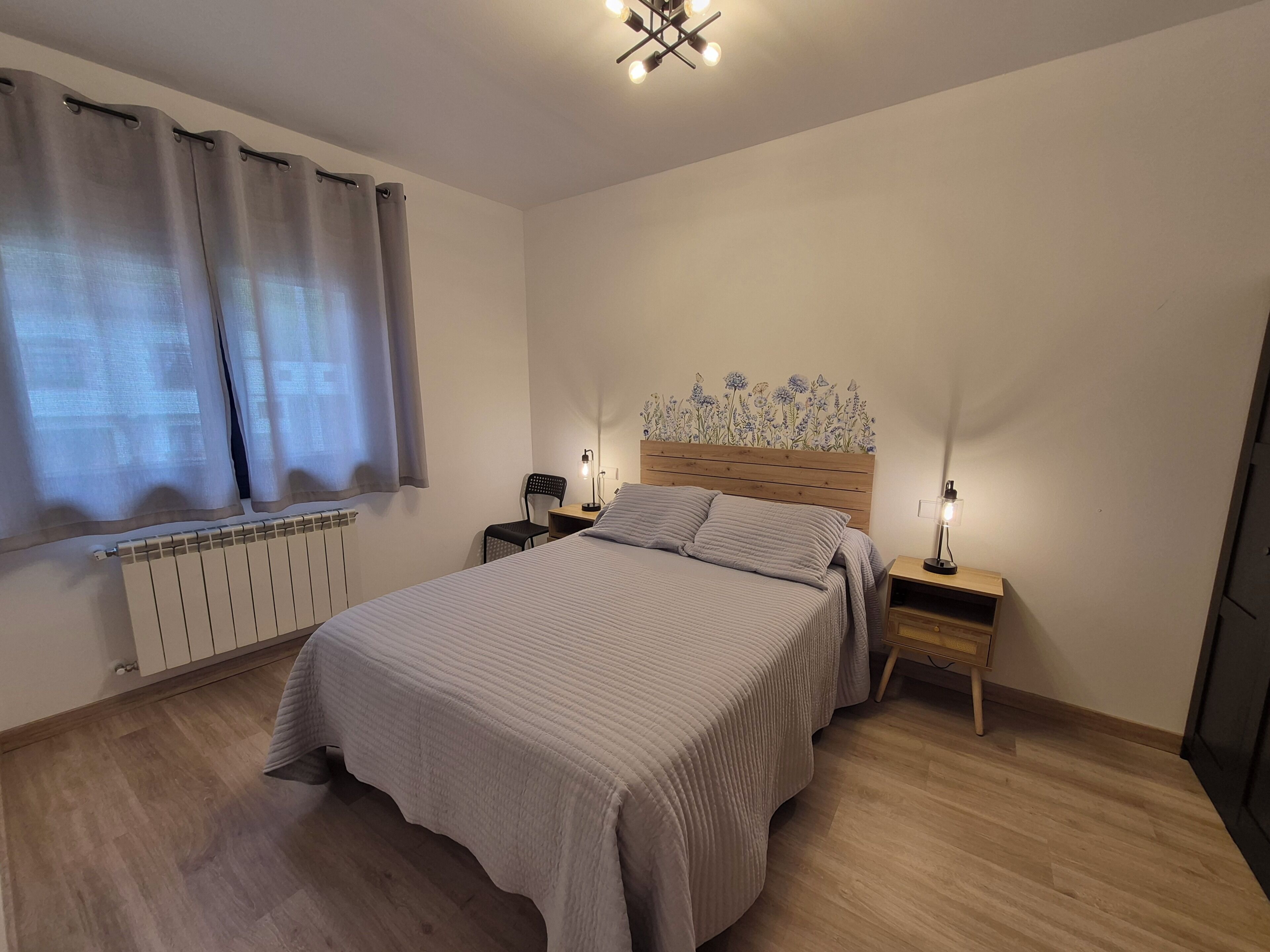 Iron/ironing board, free WiFi