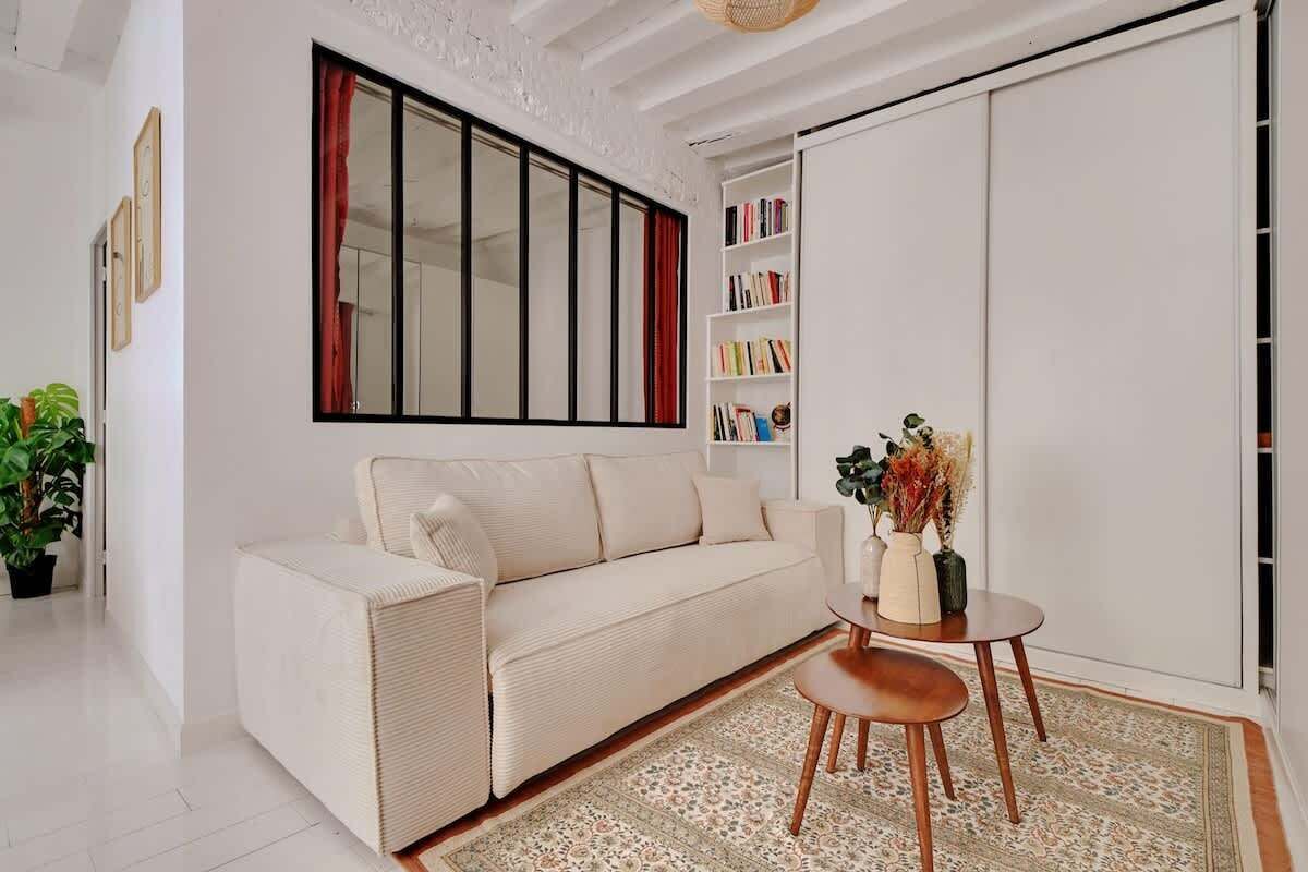TV, offices