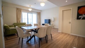 In-room safe, blackout curtains, iron/ironing board, free WiFi - Phaedrus Living Bahar Coastal Seaview Apartment (Dubai)
