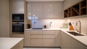 Luxury Apartment, Sea View | Private kitchen - Phaedrus Living Bahar Coastal Seaview Apartment (Dubai)