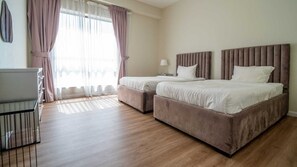 In-room safe, blackout curtains, iron/ironing board, free WiFi - Phaedrus Living Bahar Coastal Seaview Apartment (Dubai)