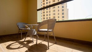 Exterior - Phaedrus Living Bahar Coastal Seaview Apartment (Dubai)