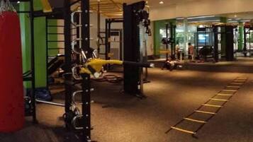 Room, 1 Bedroom, Accessible, Smoking | Fitness facility