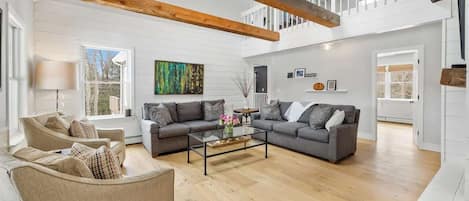 Televisión y oficina