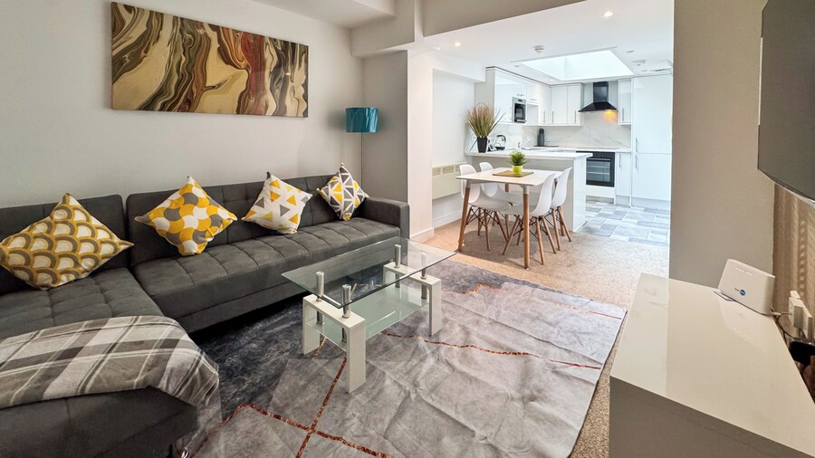 2 Bedroom Quayside Lofts