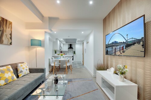 2 Bedroom Quayside Lofts