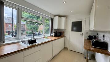 Microwave, oven, stovetop, dishwasher