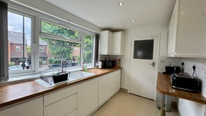 Microwave, oven, stovetop, dishwasher