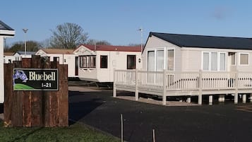 House, 3 Bedrooms, Smoking, Garden View | Front of property