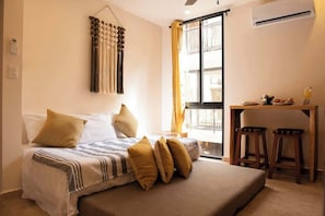 1 chambre, fer et planche à repasser, Wi-Fi, draps fournis