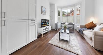 Cosy Muswell Hill Apartment With 2 Bedrooms