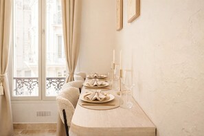 Standard Apartment, Courtyard View | Private kitchen | Espresso maker, electric kettle, dining tables