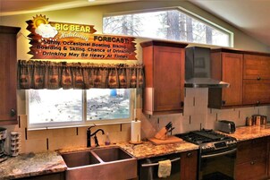 特色小屋, 2 間臥室, 露台 | 私人廚房 | 雪櫃、微波爐、焗爐、爐具