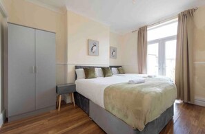 5 bedrooms, WiFi