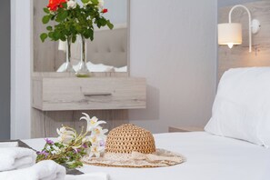 Family Quadruple Room, Balcony, Mountain View | Free WiFi - Alba Marea (Dio-Olympos)