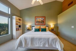 2 chambres, fer et planche à repasser, lit de bébé portatif