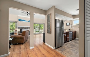 Interior - Quiet Waterfront Getaway in North Ocean City (Ocean City)