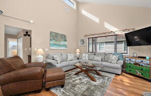 Smart TV - Quiet Waterfront Getaway in North Ocean City (Ocean City)