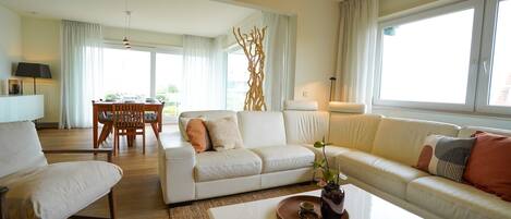 Apartamento | 3 dormitorios y Internet