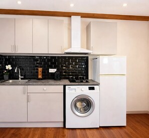 Private kitchen - 1579 StDominique3 (Paris)