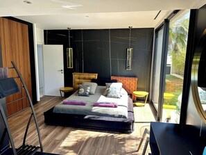 4 Schlafzimmer, Bügeleisen/Bügelbrett, Reisekinderbett, kostenloses WLAN