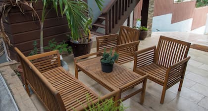 Hibiscus Cabin - Cozy Getaway in peaceful Gros Islet