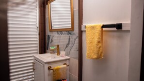 Håndklæder, Sæbe, Toiletpapir