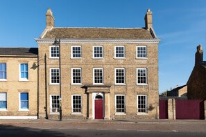 Front of property - Poets 24 Apartments (Ely)