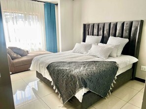 3 dormitorios, tabla de planchar con plancha, wifi y ropa de cama