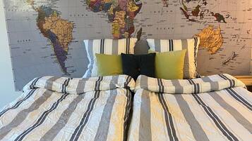 2 bedrooms, iron/ironing board, WiFi, bed sheets