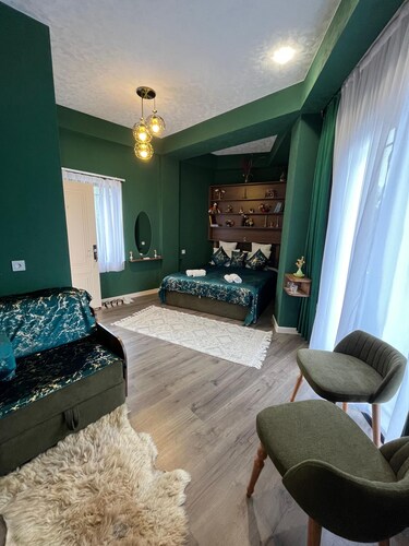 "Charming 9-room B&B in Sheki with WiFi, AC, breakfast & authentic charm"