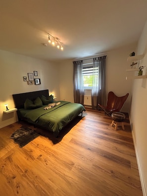 1 bedroom, WiFi, bed sheets