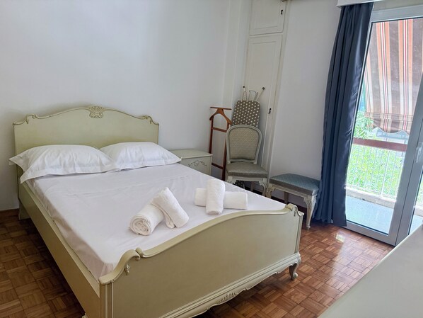 Apartment, Balcony | Iron/ironing board, free WiFi, bed sheets