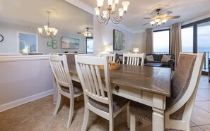 Leilighet, 2 soverom | Spiseområde